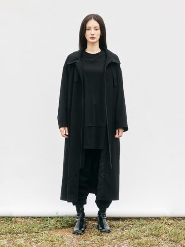 Strap Tie Neck Long Oversized Coat [Black] - MONOPHOBIA - Modalova