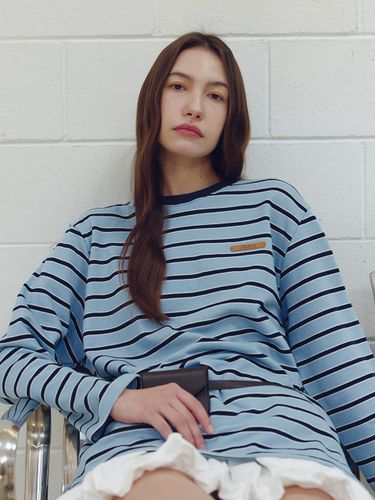 Striped Oversized Long Sleeve T-shirt [Blue] - JbyRaRa - Modalova