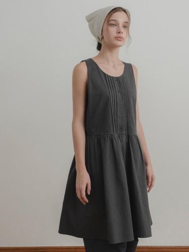 Biscuit Midi Skirt (charcoal) - THE MITTEN - Modalova