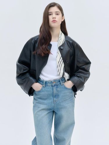 SN Collarless Leather Crop Jacket [BK] - NILBY P - Modalova