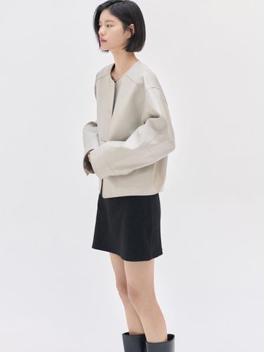 SN collarless leather crop jacket [WHITE] - NILBY P - Modalova