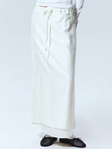 DOUBLE LAYERED H LINE MIDI SKIRT [CREAM] - NICK&NICOLE - Modalova