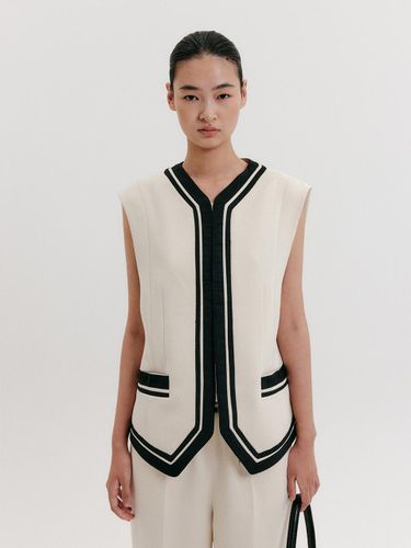 Contrast Vest [WHITE] - EENK - Modalova