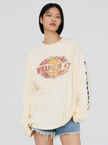 Rising Sun Longsleeve T-Shirt [Buttery Yellow] - Wrangler - Modalova