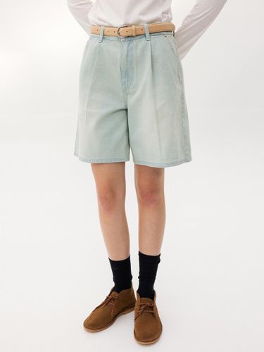 Davy Down Denim Shorts [/Washed black] - AND YOU - Modalova