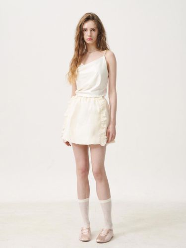 SILK SLEEVELESS TOP [2COLOR] - EVMOIU - Modalova