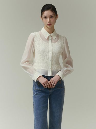 ITSMYSHA Lace Texture Block Blouse (ITP3WBL720) - IT MICHAA - Modalova