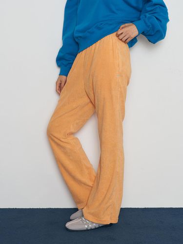 Soft Terry Bootcut Pants - BONATS PALETTE - Modalova
