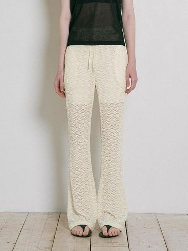 Floral Bootcut Pants (P3244) [] - vanone atelier - Modalova