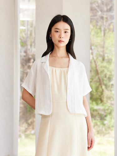 Tailored Collar Neck Shirt-style Short-sleeve Blazer (VKJAF2142) - ISABEY - Modalova
