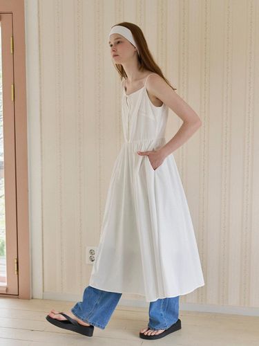 SIMPLE RIBBON FLARED DRESS [2COLOR] - SO IR - Modalova