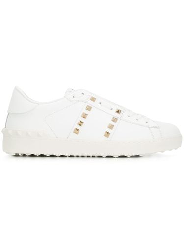 Rockstud Untitled Leather Sneakers - Valentino Garavani - Modalova