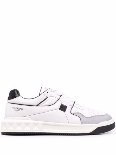 One Stud Leather Sneakers - Valentino Garavani - Modalova