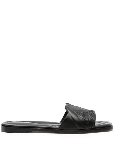 Seal Leather Flat Sandals - Alexander McQueen - Modalova