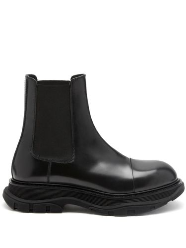 Tread Slick Chelsea Boots - Alexander McQueen - Modalova