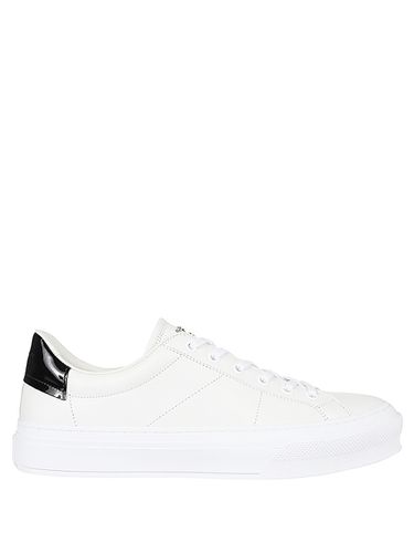 GIVENCHY - Logo Sneakers - Givenchy - Modalova