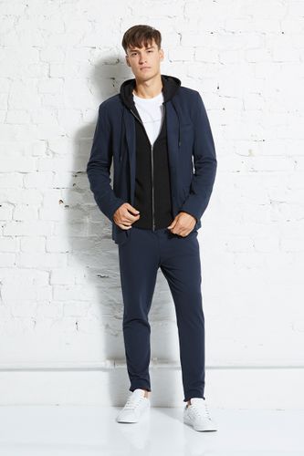 Dynamic joggpant male - Rheinstoff E-Commerce GmbH - Modalova