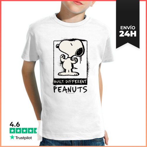 Camiseta Clásica Para Niños Built Different Peanuts LaTostadora - latostadora.com - Modalova