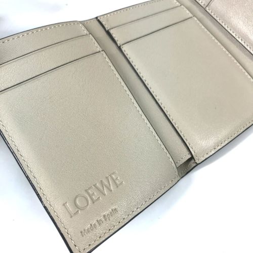 Leather Wallet (Tri-Fold) (Pre-Owned) - Loewe - Modalova