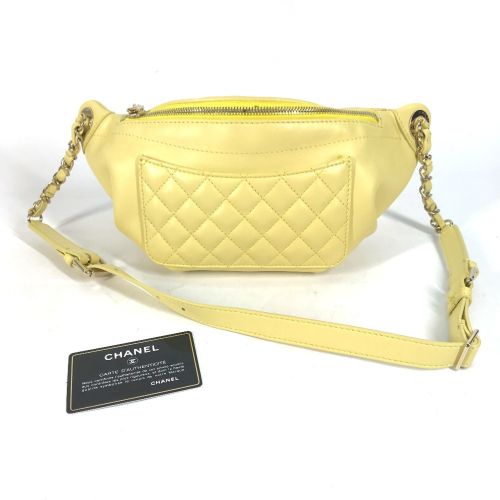 Leather Other (Pre-Owned) - Chanel - Modalova