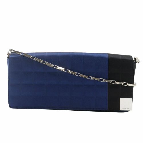 Satin Shoulder Bag (Pre-Owned) - Chanel - Modalova