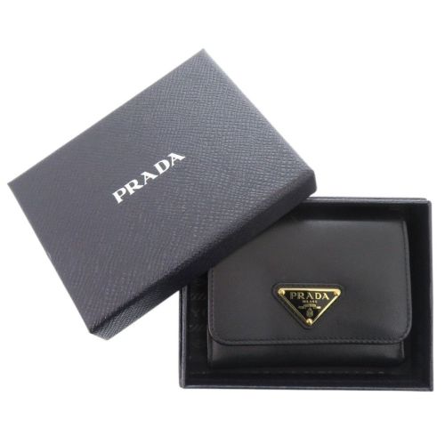 Saffiano Triangle Wallet (Tri-Fold) (Pre-Owned) - Prada - Modalova