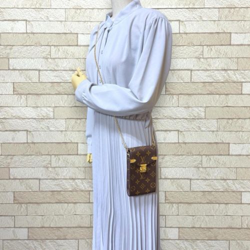 Monogram Monogram Pouch Shoulder Bag (Pre-Owned) - Louis Vuitton - Modalova