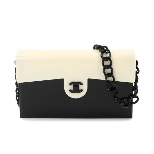 Plastic Shoulder Bag (Pre-Owned) - Chanel - Modalova