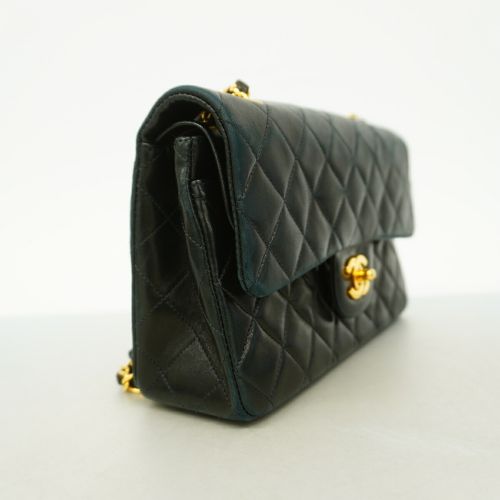 Leather Shoulder Bag (Pre-Owned) - Chanel - Modalova