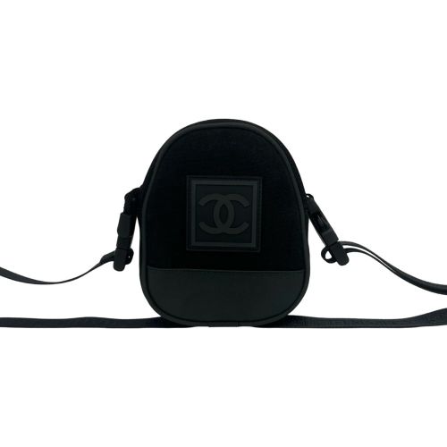 Canvas Nylon Shoulder Bag (Pre-Owned) - Chanel - Modalova