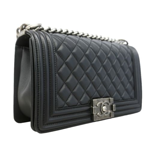 Leather Shoulder Bag (Pre-Owned) - Chanel - Modalova