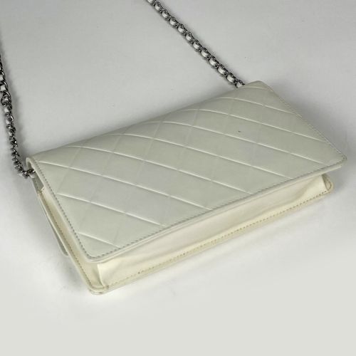 Leather Shoulder Bag (Pre-Owned) - Chanel - Modalova