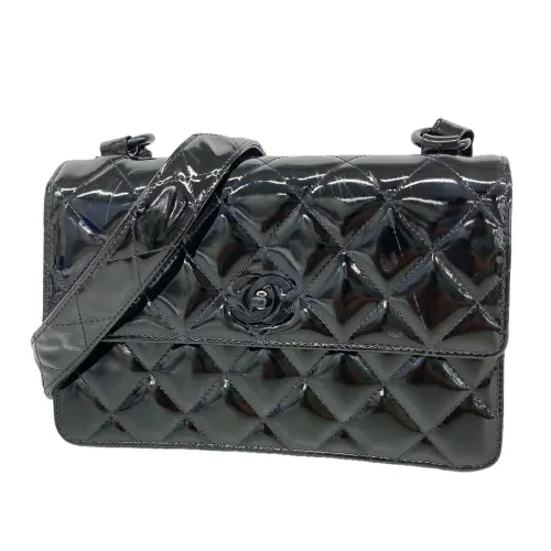 Patent Leather Shoulder Bag (Pre-Owned) - Chanel - Modalova