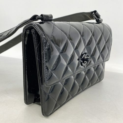 Patent Leather Shoulder Bag (Pre-Owned) - Chanel - Modalova