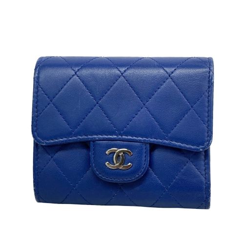 Leather Wallet (Tri-Fold) (Pre-Owned) - Chanel - Modalova