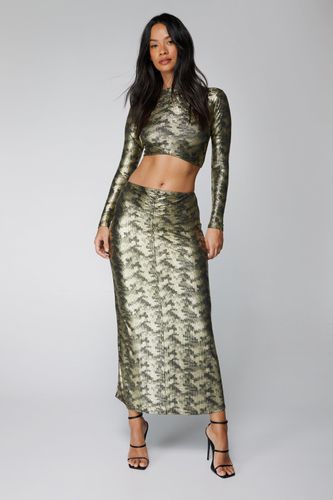 Womens Metallic Crinkle Foil Twist Maxi Skirt - - XL - Nasty Gal - Modalova