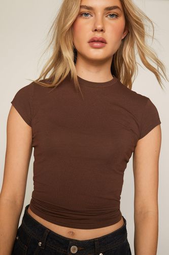 Womens Short Sleeve High Neck T-Shirt - - 14 - Nasty Gal - Modalova