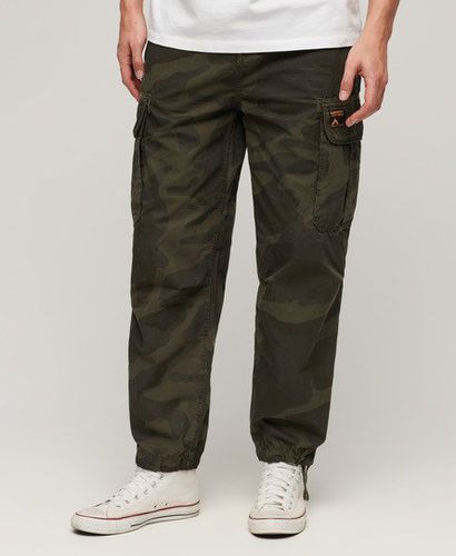 Men's Baggy Parachute Pants Green / Telo Olive Camo - Size: 28/32 - Superdry - Modalova