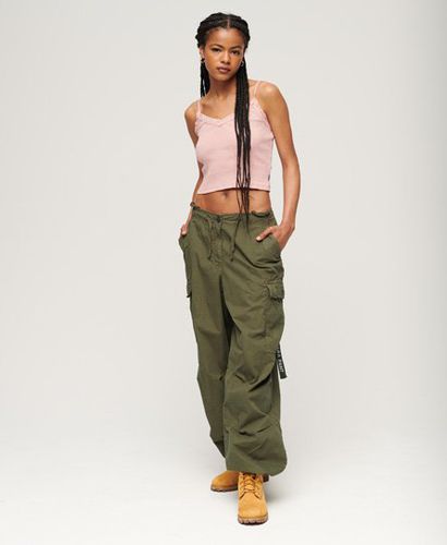 Women's Baggy Parachute Pants Green / Olive Night - Size: M/L - Superdry - Modalova
