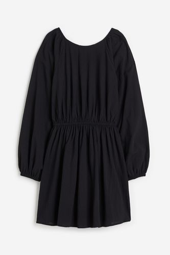 Rückenfreies Kleid mit Ballonärmeln Schwarz, Alltagskleider in Größe XL. Farbe: - H&M - Modalova