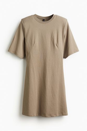 T-Shirt-Kleid mit Schulterpolstern , Alltagskleider in Größe XS - H&M - Modalova