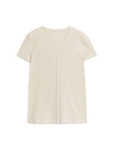 Schmal geschnittenes Baumwoll-T-Shirt Cremeweiß/Weiß in Größe M. Farbe: - Arket - Modalova