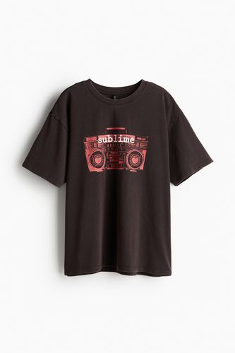 Oversized T-Shirt mit Print Dunkelbraun/Sublime in Größe XS. Farbe: - H&M - Modalova