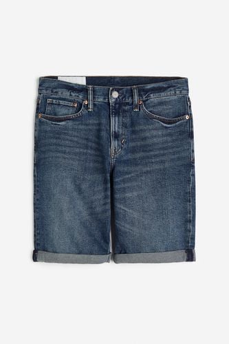 Jeansshorts Regular Dunkles Denimblau in Größe W 30. Farbe: - H&M - Modalova