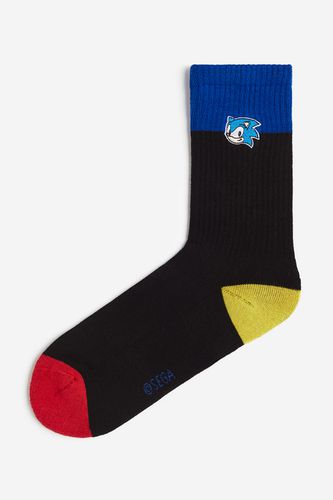 Socken mit Motiv Blau/Sonic der Igel in Größe 40/42. Farbe: - H&M - Modalova