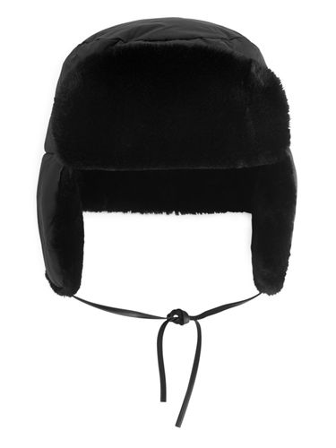 Trappermütze aus Fellimitat Schwarz, Caps in Größe Onesize. Farbe: - Arket - Modalova