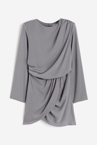 Drapiertes Kleid Grau, Alltagskleider in Größe 42. Farbe: - H&M - Modalova