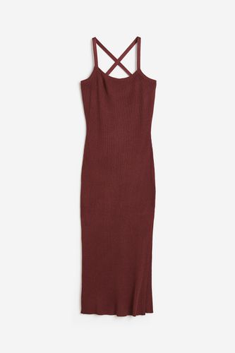 Rückenfreies Kleid aus Rippstrick Dunkelbraun, Alltagskleider in Größe L. Farbe: - H&M - Modalova