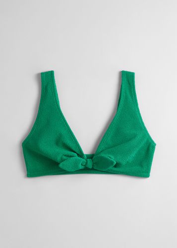 Bikinioberteil aus Crêpe mit Zierknoten Grün, Bikini-Oberteil in Größe 42. Farbe: - & Other Stories - Modalova
