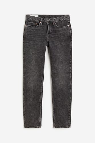 Slim Jeans Dunkelgrau, Skinny in Größe 32/34. Farbe: - H&M - Modalova